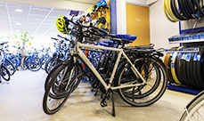 Verkoop, reparatie en onderhoud van tweedehands fietsen